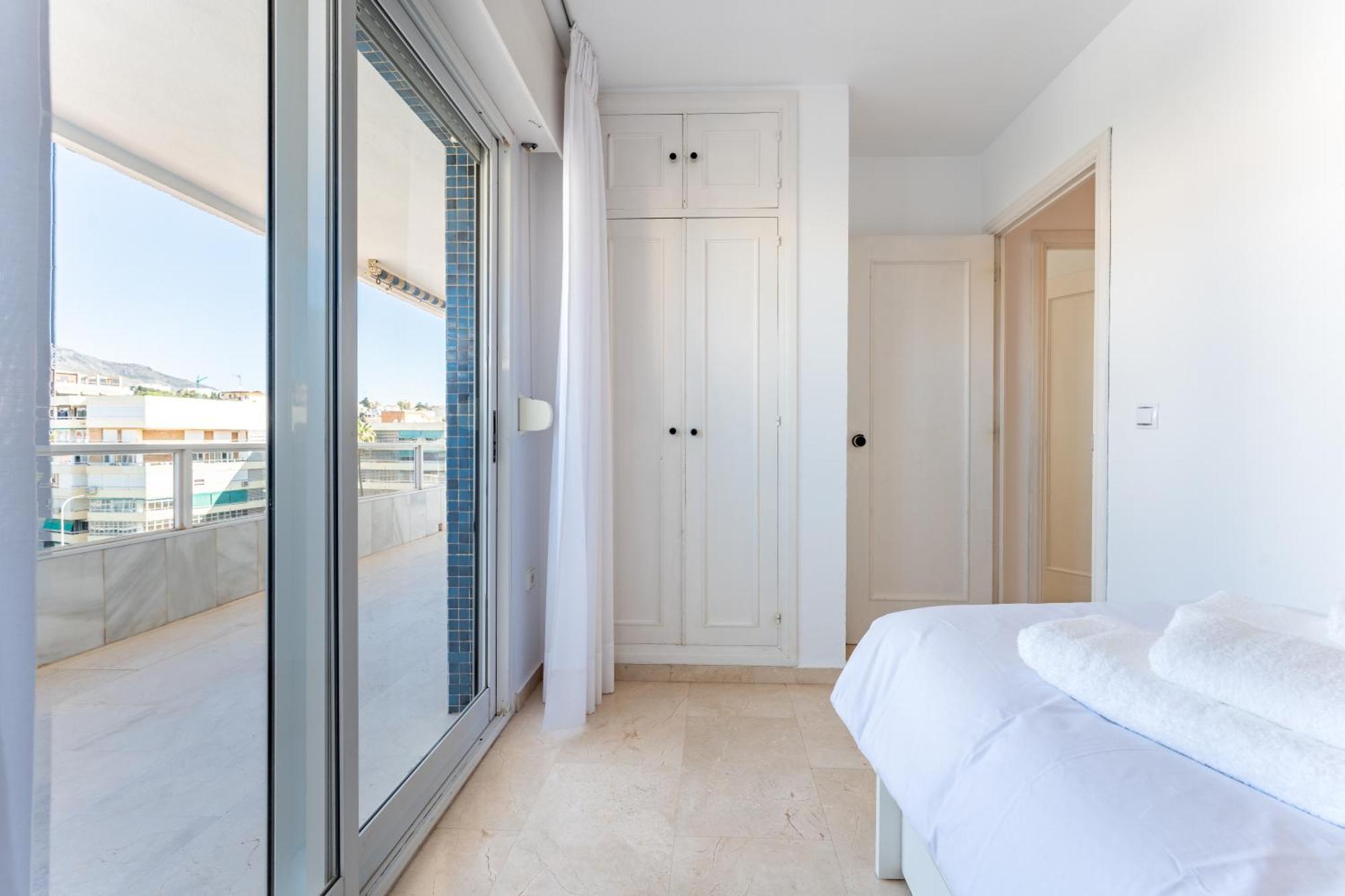 Tropico Carihuela View & Parking Daire Torremolinos Dış mekan fotoğraf