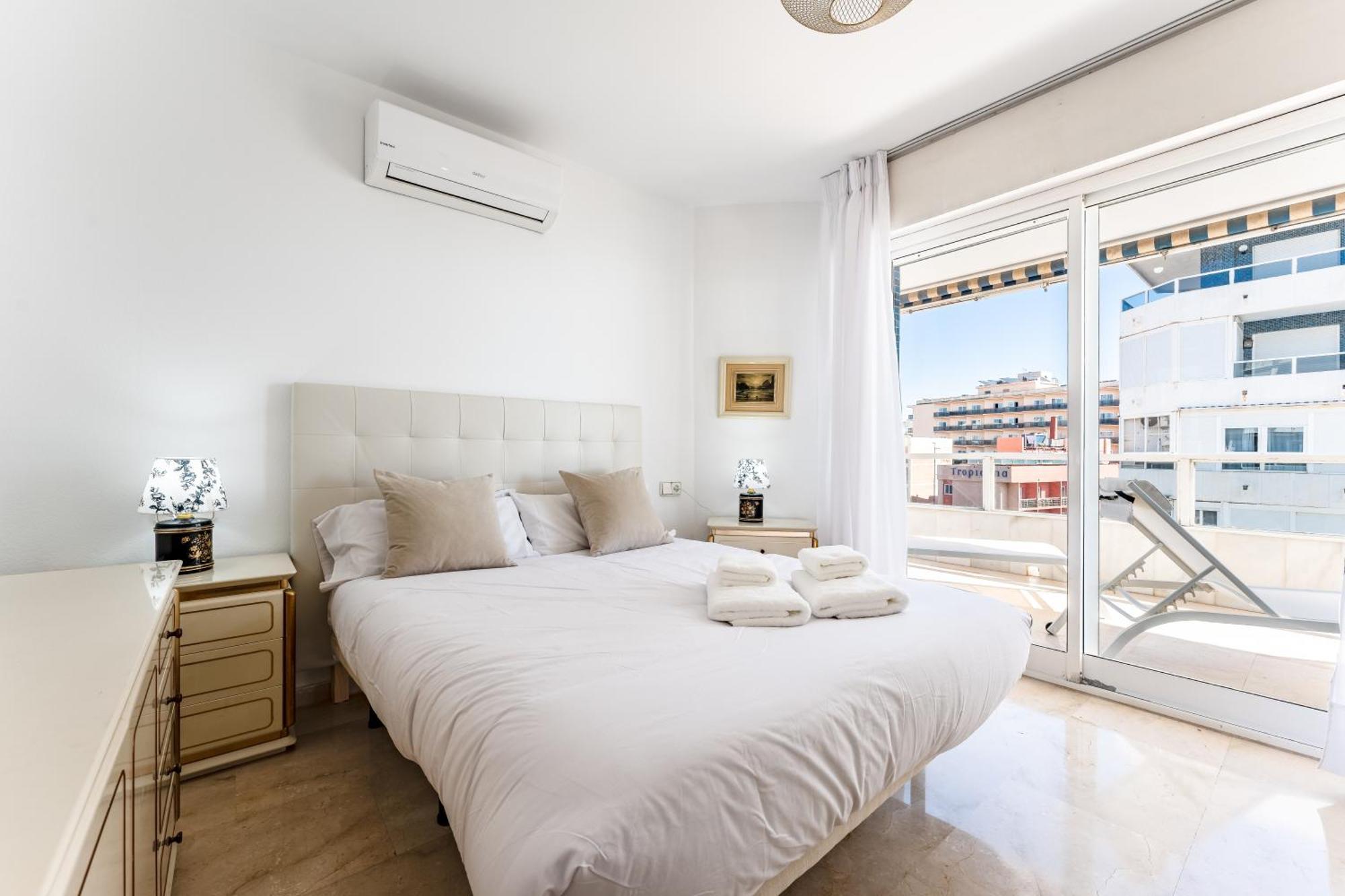 Tropico Carihuela View & Parking Daire Torremolinos Dış mekan fotoğraf