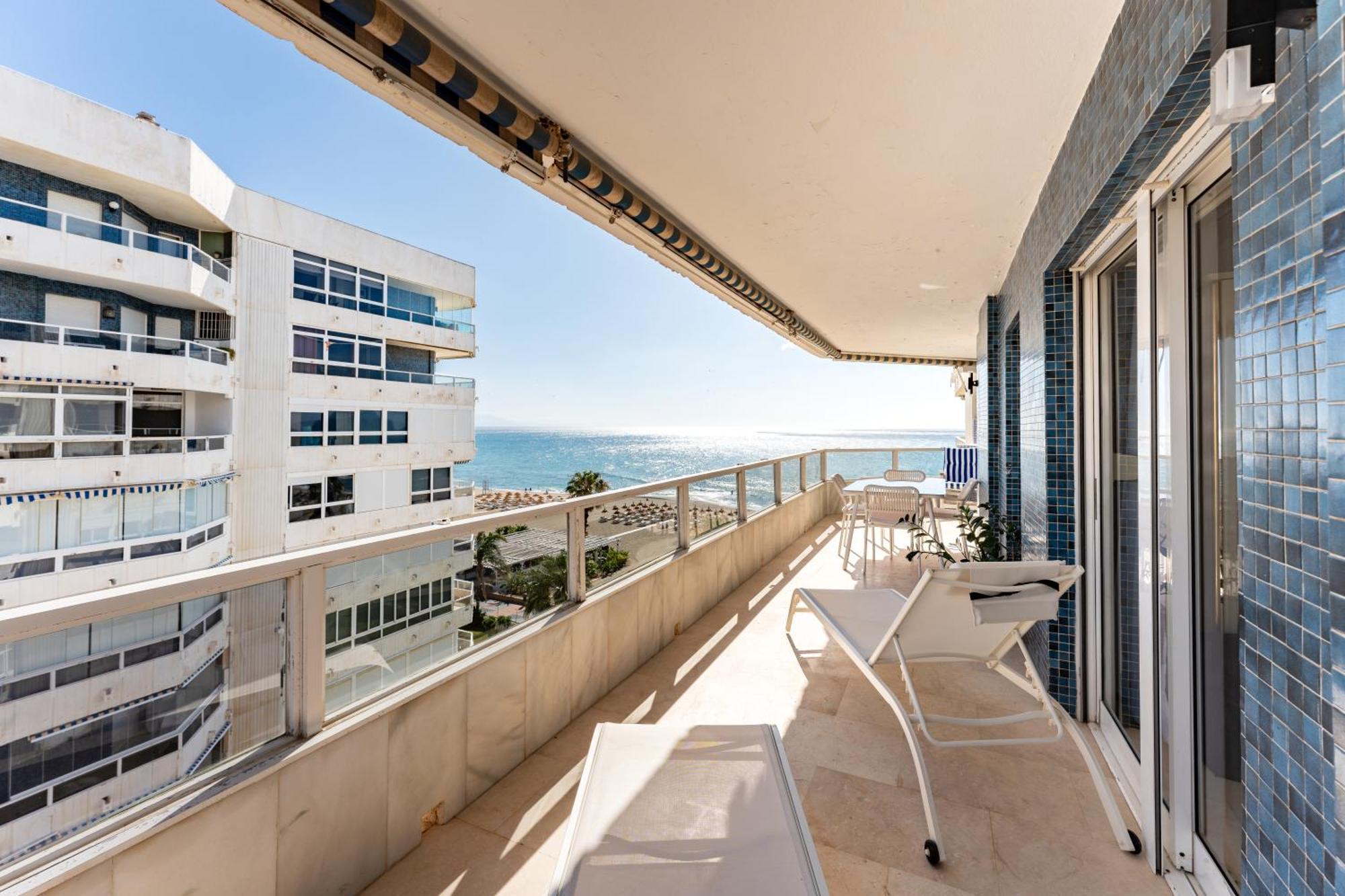 Tropico Carihuela View & Parking Daire Torremolinos Dış mekan fotoğraf
